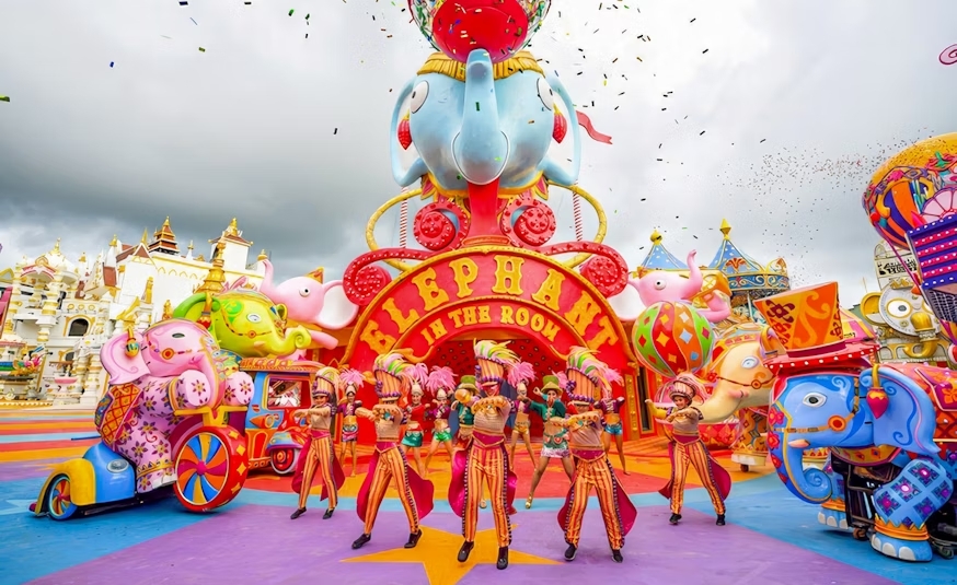 3 Days Phuket Tour from BKK Overnight VIP Coach & Carnival Magic